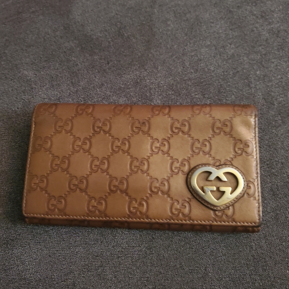 Authentic Gucci Guccissima Continental Wallet